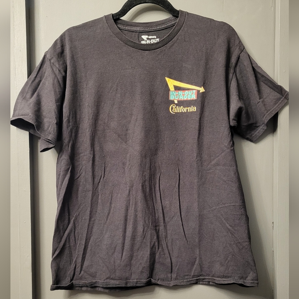Adult M In-N-Out Burger California T-shirt